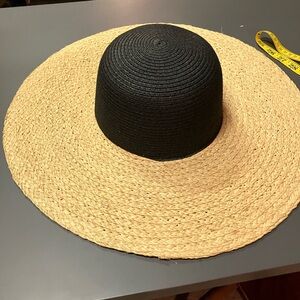 Women’s Wide Brim Straw Sun Hat with Black Crown